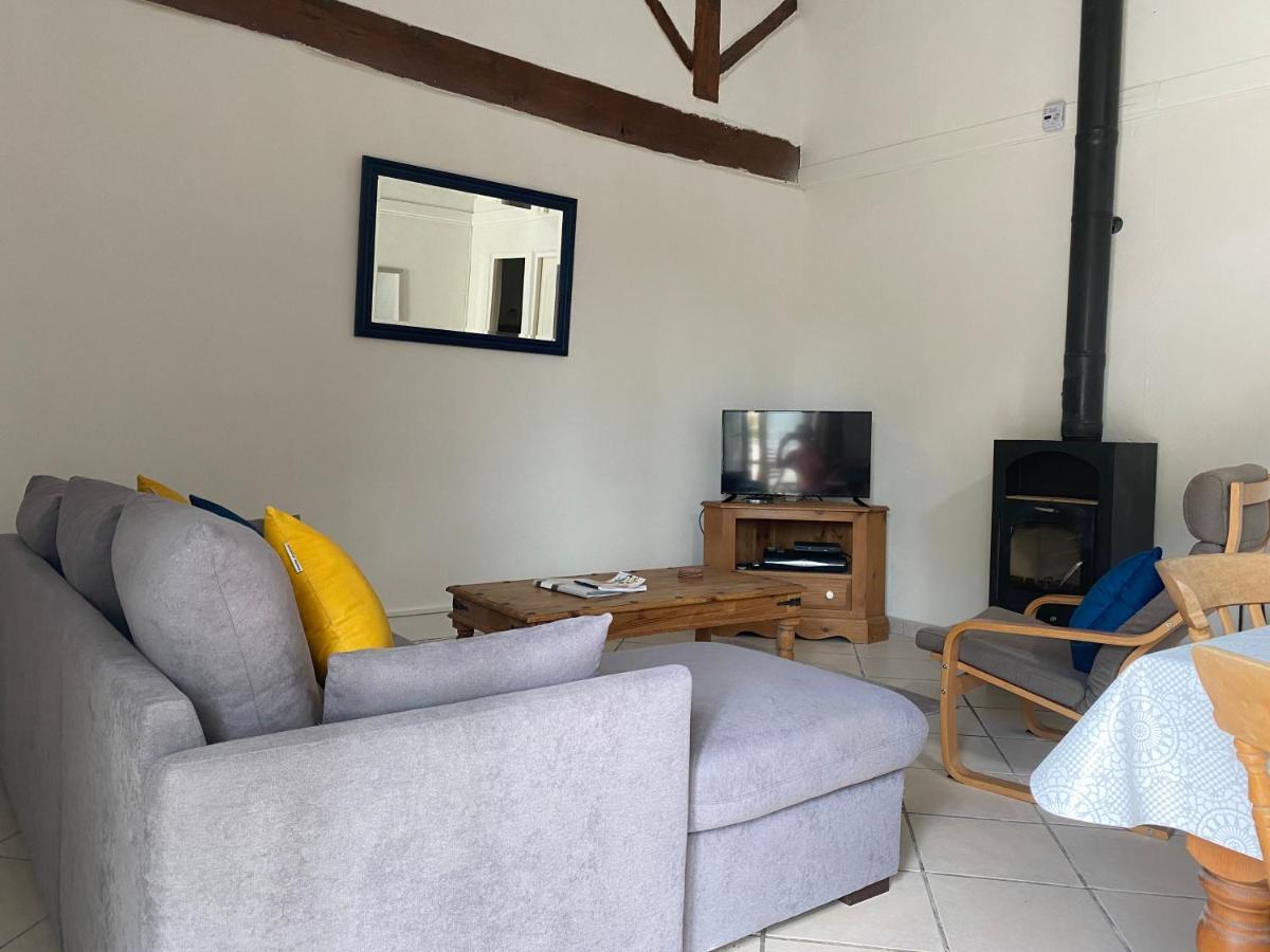 Fonclaire Holidays Mortemart Ngoại thất bức ảnh
